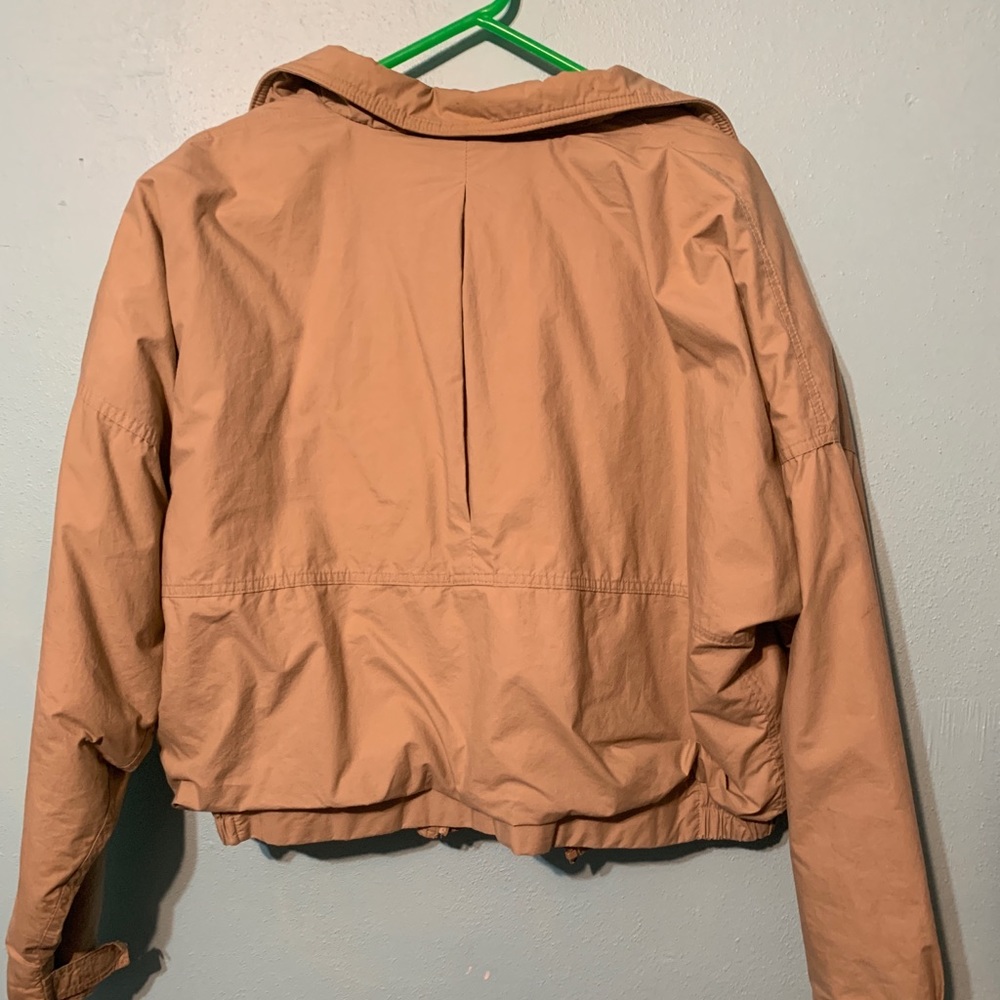 Tan jacket - Picture 3 of 3